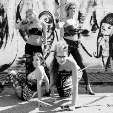 Foto N 2 - Dolls Revolution