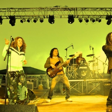 Foto band emergente Rhomanife