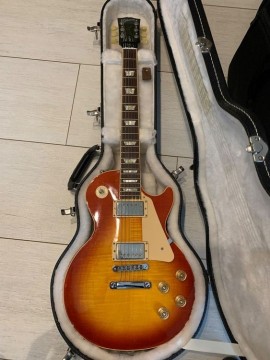 FOTO Gibson Les Paul Traditional Sunburst