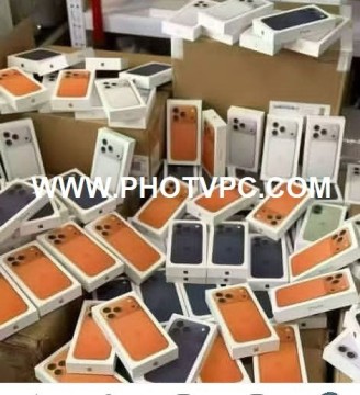 FOTO Apple IPhone Air, IPhone 17, IPhone 17 Pro, IPhone 16, IPhone 16 Pro, IPhone 15 E Altri