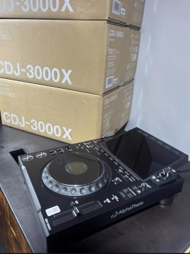 AlphaTheta CDJ-3000X, AlphaTheta Euphonia, Pioneer CDJ-3000, Pioneer DJ DJM-A9, Pioneer DJ DJM-V10