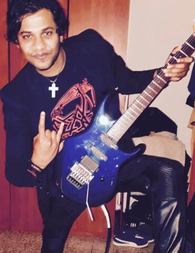 FOTO Cerco Gruppo Musicale Con Esperienza