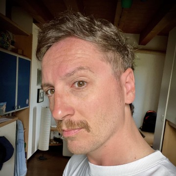 Musicista Cerca Musicisti Per Vivere Di Musica!