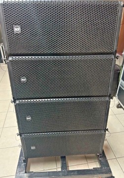 FOTO HDL 30-A Active Two-Way Line Array Module
